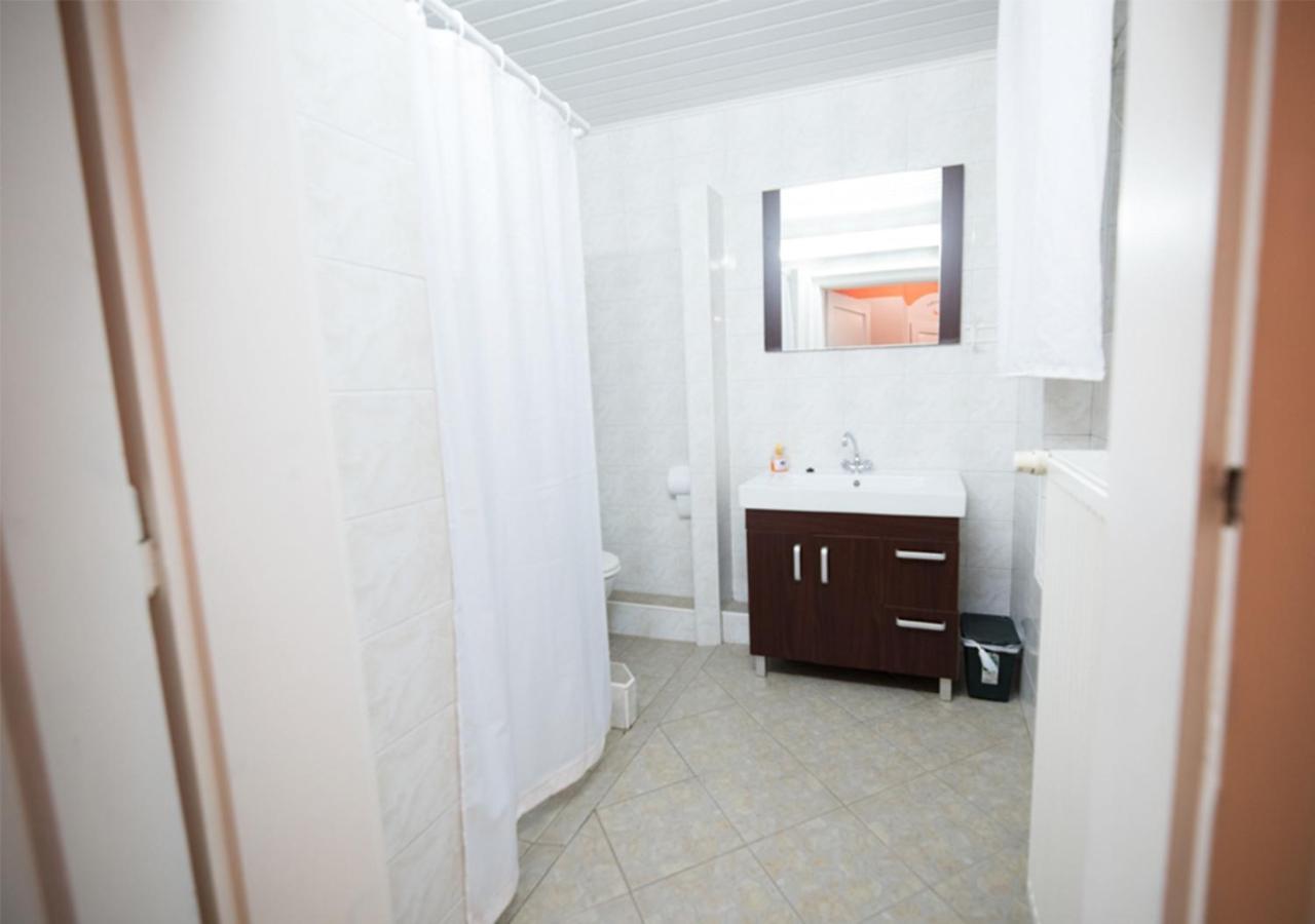 Klub Zlata Ribica Hotell Jesenice Exteriör bild